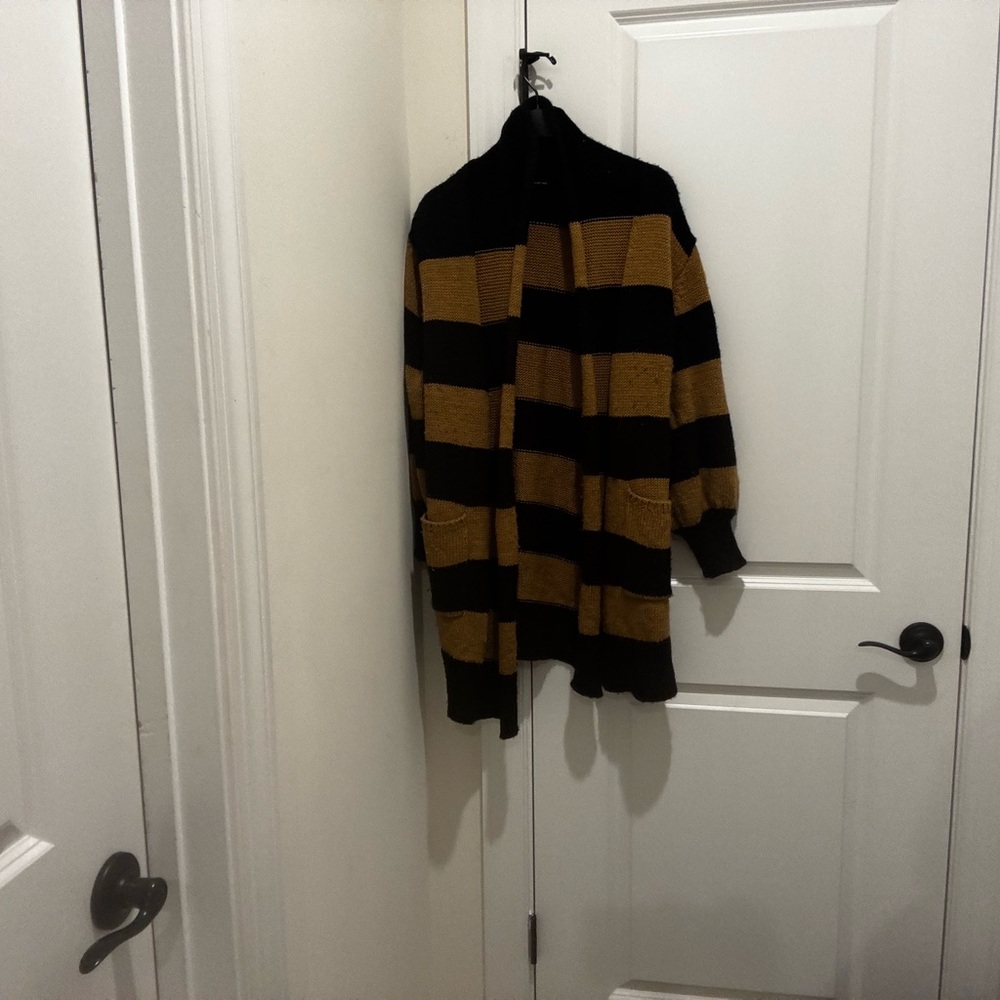 Who What Wear Black and Tan Striped Cardigan